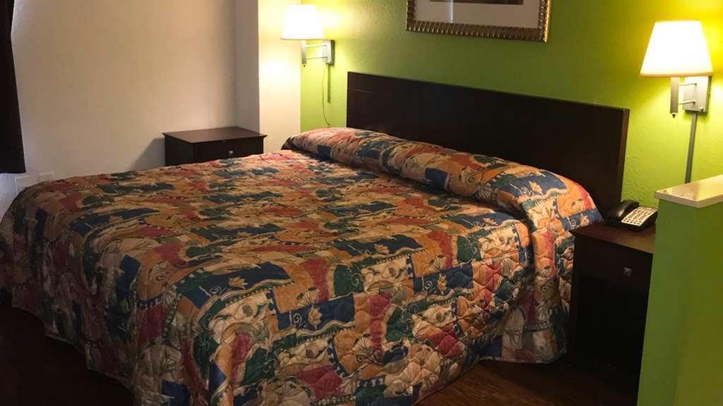 Magnuson Hotel Lawrenceville Room photo