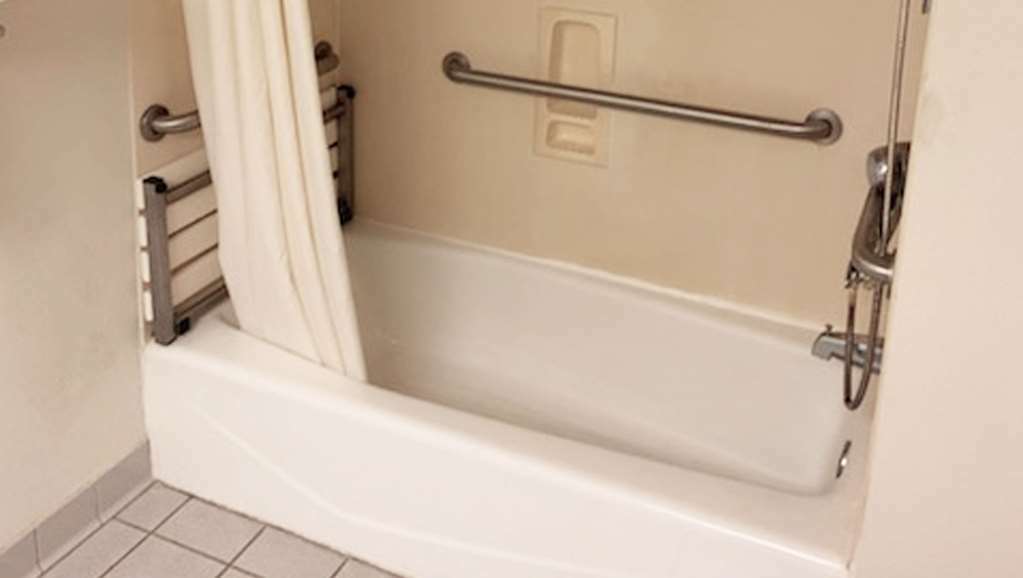 Magnuson Hotel Lawrenceville Room photo